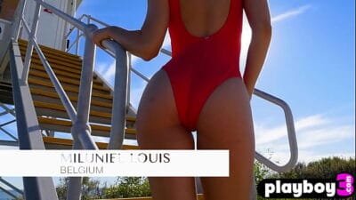 Medium tits brunette Miluniel Louis posed naked outdoor and sexy bubble butt babe liked it